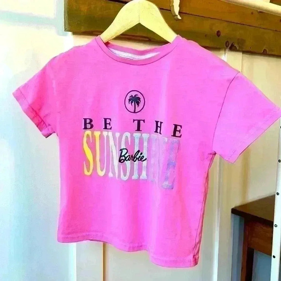 Kids Barbie Cropped  Tee Pink Fun Girly Gift Girls Children Shirt - Picture 1 of 5